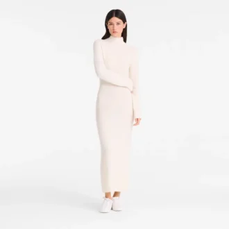 Elfenbein – Langes Strickkleid