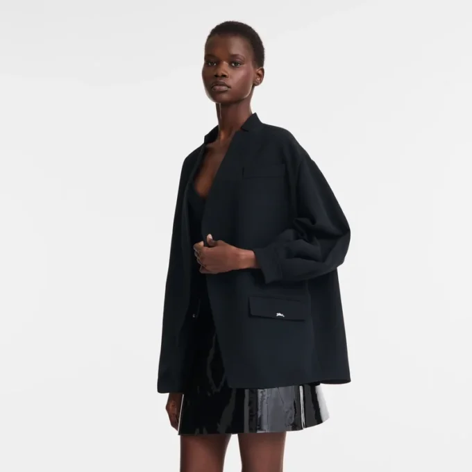 Schwarz – Crêpe-Jacke