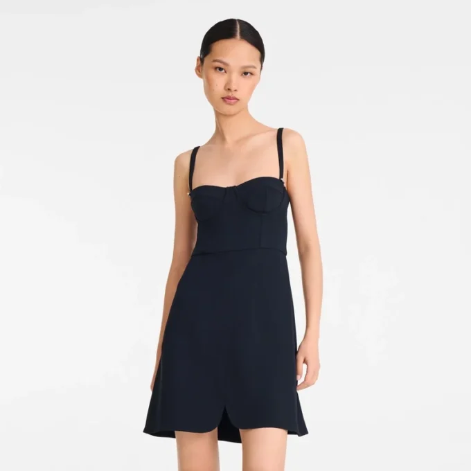 Schwarz – Kreppkleid
