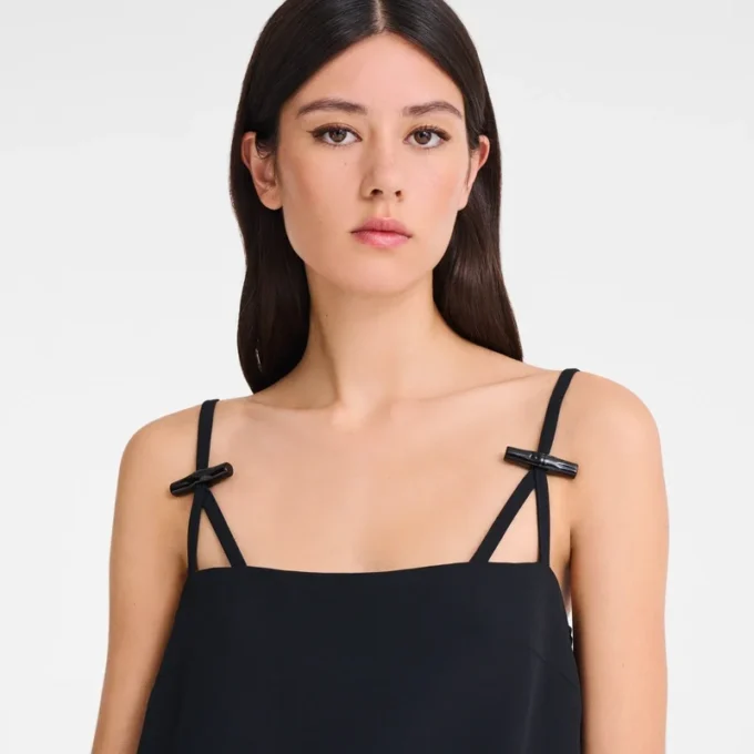 Schwarz – Kreppkleid