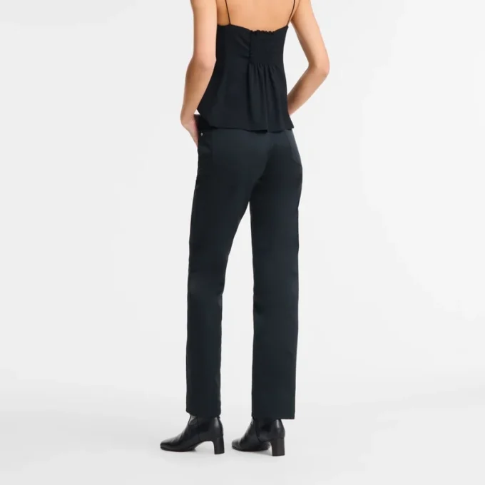 Schwarz – Techno-Satin-Hose