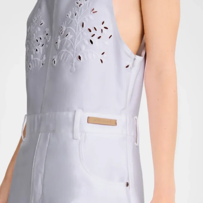 Weiß – Besticktes Gabardine-Kleid